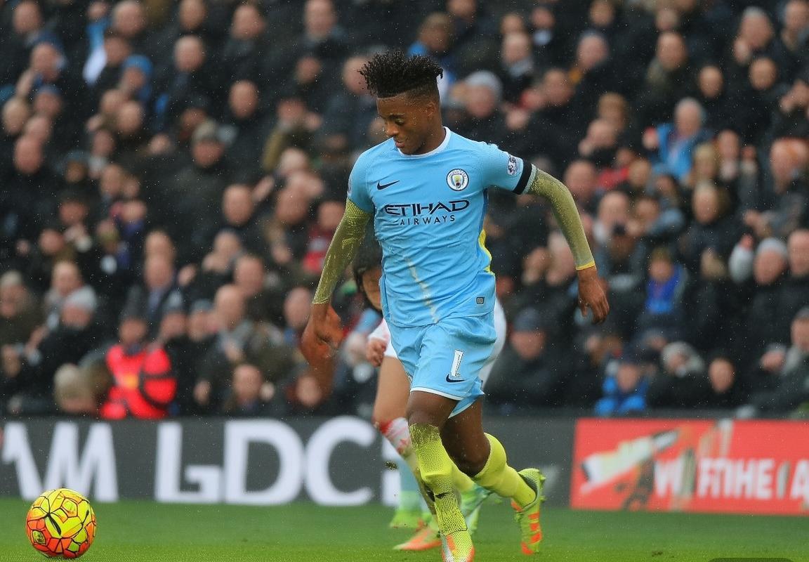 菲尔·福登：从青训营到英超明星的崛起之路(图2)